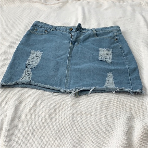Denim skirt - Picture 1 of 4